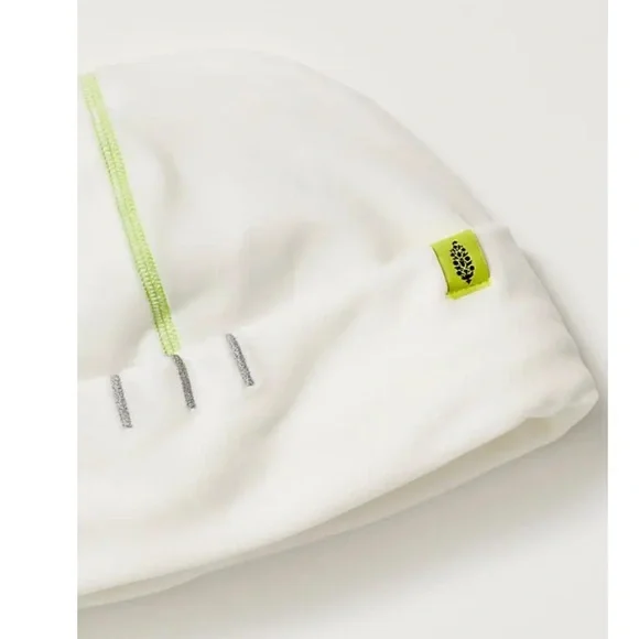 Free people Finish Line Micro Fleece Beanie OS NWOT - Picture 2 of 7